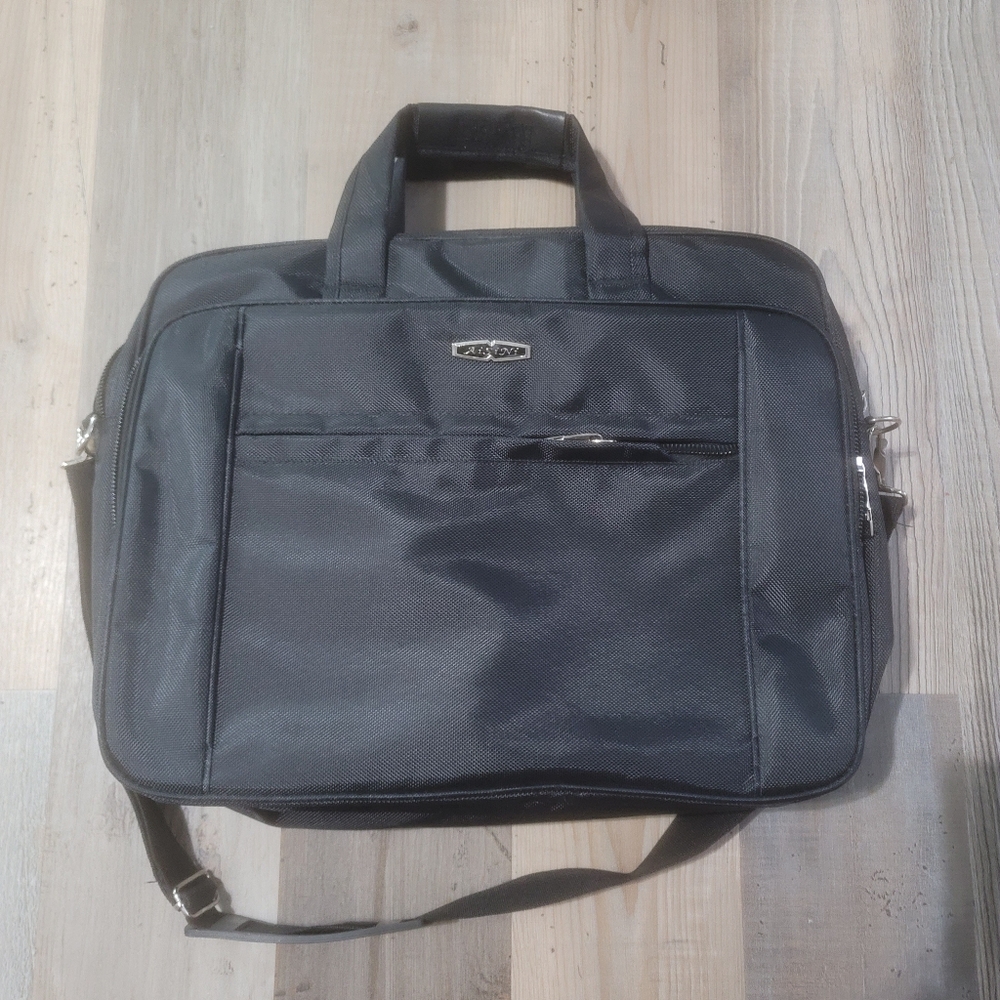 Laptop bag